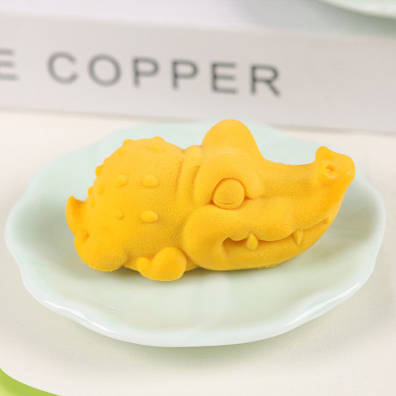 Small Crocodile Mousse Mold Si - огляд і ціна Bunny Cake Mold